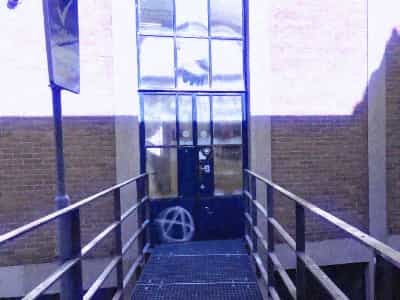 a computer class room